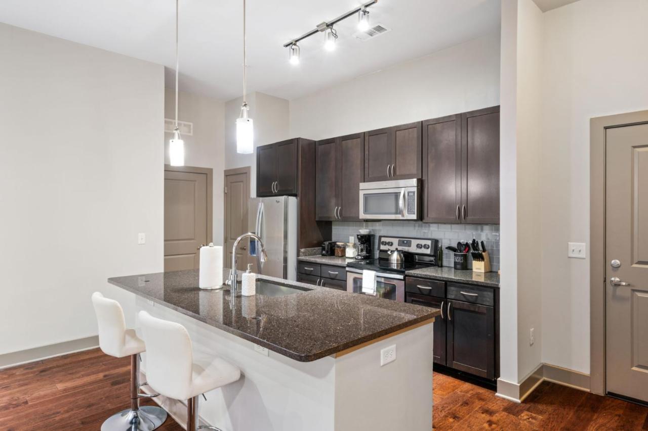 Grand Luxury Premium Vaulted Ceilings Apartment Удбридж Екстериор снимка