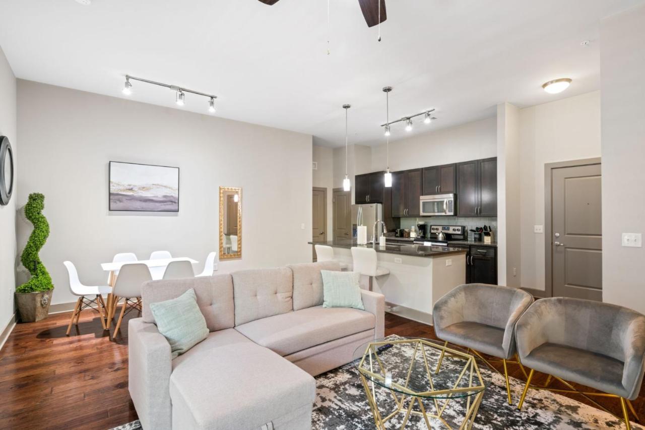 Grand Luxury Premium Vaulted Ceilings Apartment Удбридж Екстериор снимка